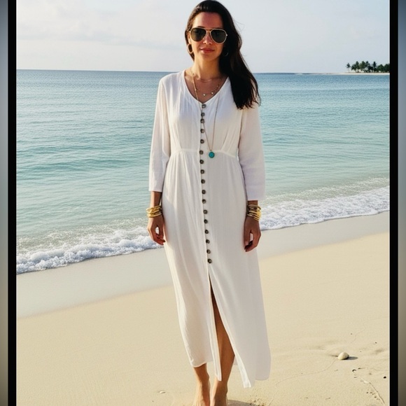 OUT OF XILE Dresses & Skirts - Vintage Out of Xile White Maxi Dress Size 2 Made in England Viscose Button Boho